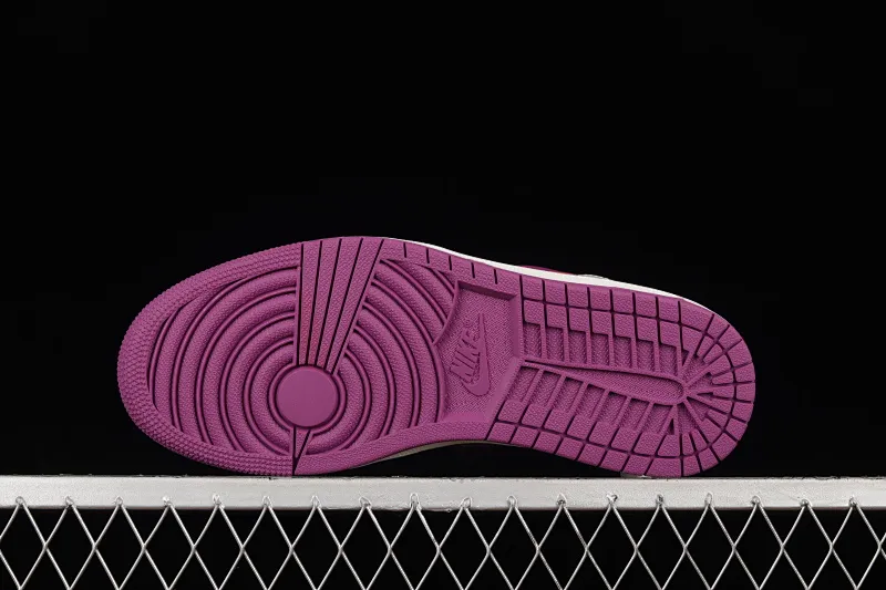 All categories Air Jordan Jordan series basketball shoes Air Jordan 1 Mid Air Jordan 1 Mid "Magenta" AJ1 Joe 1 gray purple toe BQ6472-501